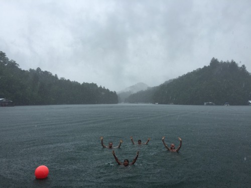 Some sun, some rain, fast fun (on the water and high altitude mountain roads) and a lift that just didn’t cut it. Oh well, we know have a jet ski lift instead of a boat lift. Lake life goes on…