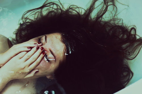 skinspirationn:  ❀  p a l e  blog ☽ 
