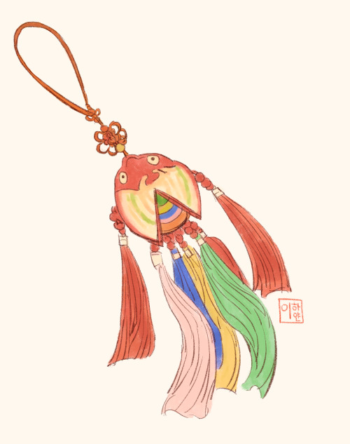 loveologist:[ID: A drawing of a cicada norigae, a traditional Korean accessory that resembles a keyc