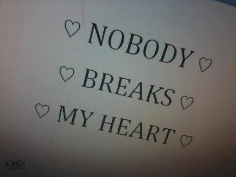 scars-will-never-be-healed:  ✿i’m a sad girl ✿