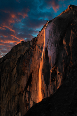 sundxwn:  Horsetail Fall - Yosemite National