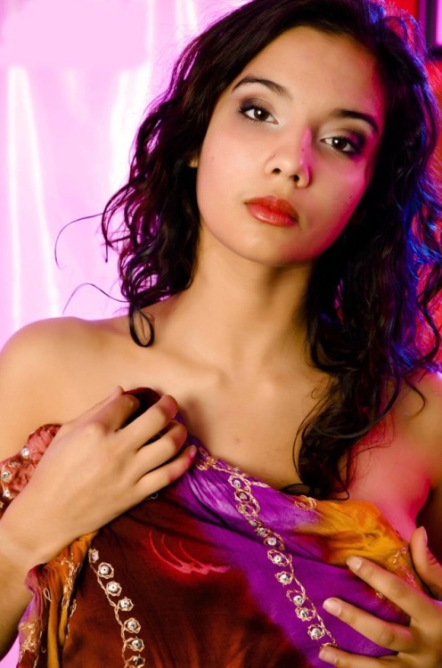 onlyimages: shanaya