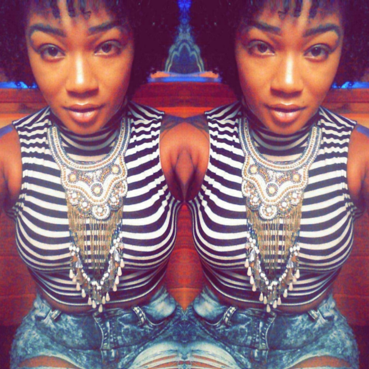 tsblakrose:  HELLO TO ALL MY FANS… GO JOIN MY SNAPCHAT JUST SO YOU KNOW IT’S