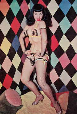 vintagegal:  Bettie Page c. 1950s 