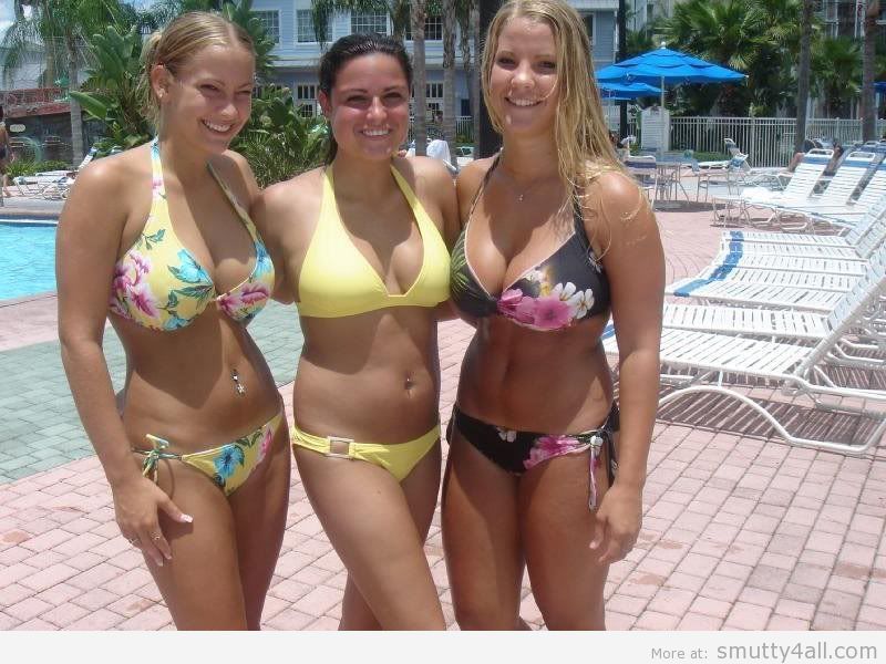 Bikini Babes