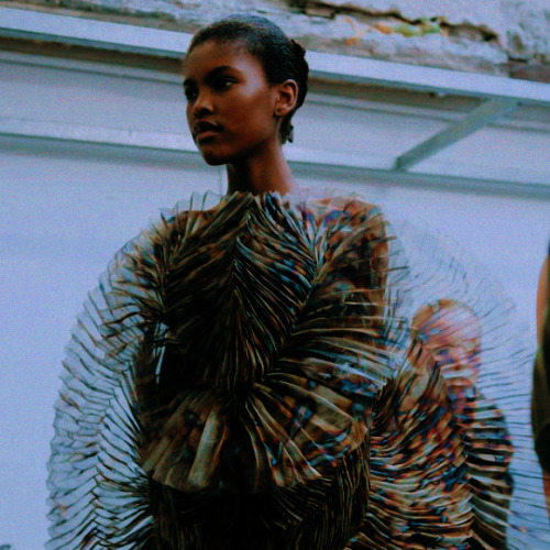 Sex versacegods:Amilna Estevão @ Iris Van Herpen pictures