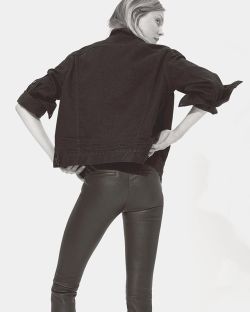 Via*** helmutlang  **