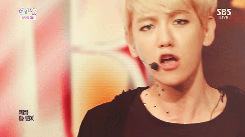 ikimjongin:  Flawless Baekhyun (with colored contacts) 