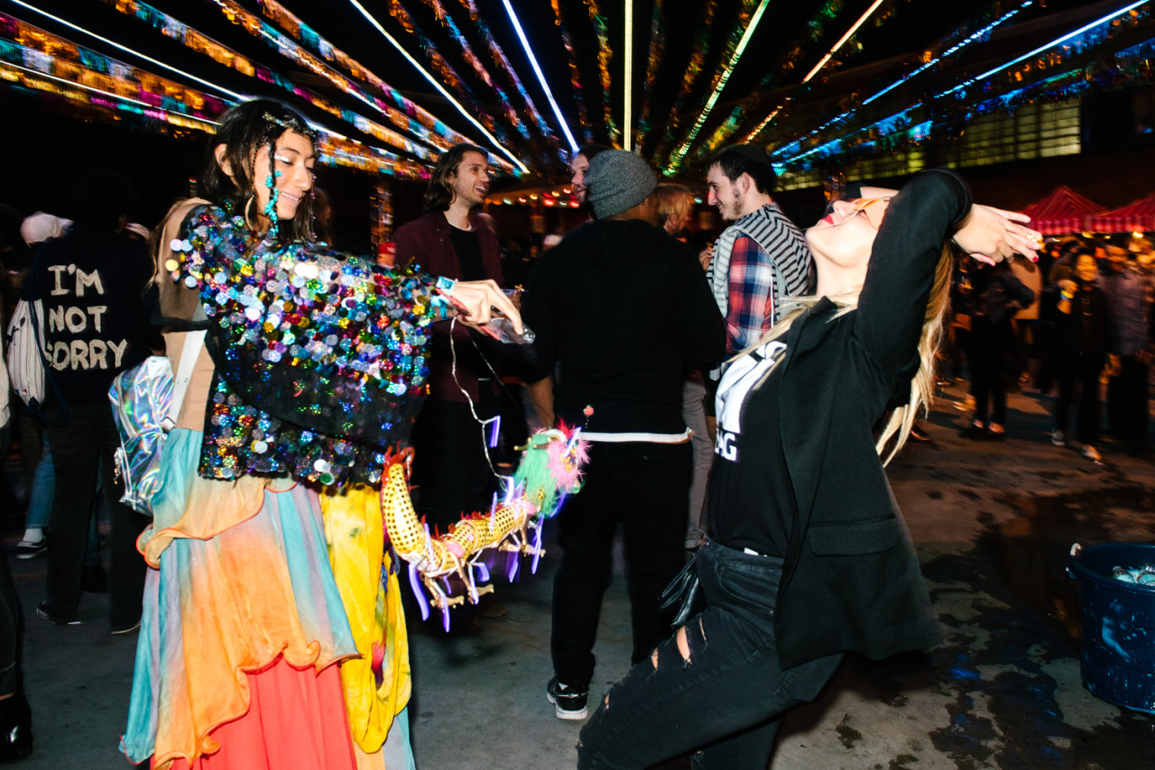 vansgirls:  The scene at House of Vans Brooklyn.Photos: Jonathan Mehring