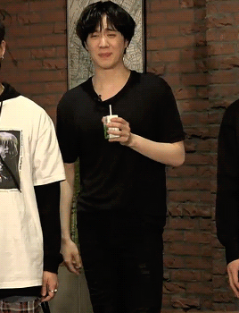 yugifs: Does he like anything other than choco shakes?
