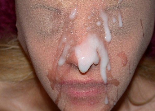 levante-su-bandera: Love it when you get all the love juice on your face! Who said a facial has to c