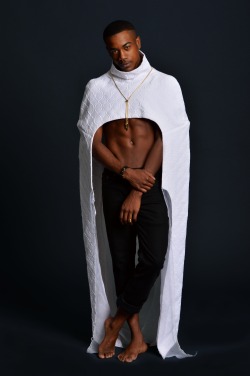 blackfashion:  SCAD ATL  Designer/Stylist: Sydney Stewart (IG: @sydneystewart_)  Model: DarienIsaac (IG: darienisaac)  Photographer: Yoshii  www.darienisaac.tumblr.com