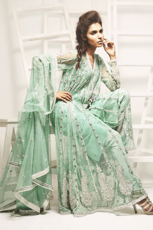 mangolassii: Amna Ilyas in Nida Azwer photography by Rizwan ul HaqStyling by Omayr Waqar 