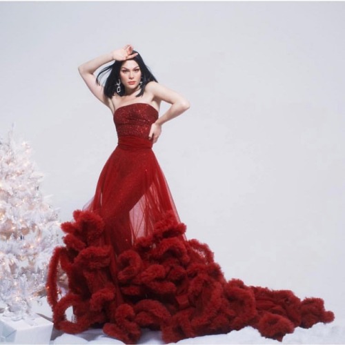 Beautiful and talented @jessiej dressed in @angelbrinksfashions  www.instagram.com/p/Bp2UJzf