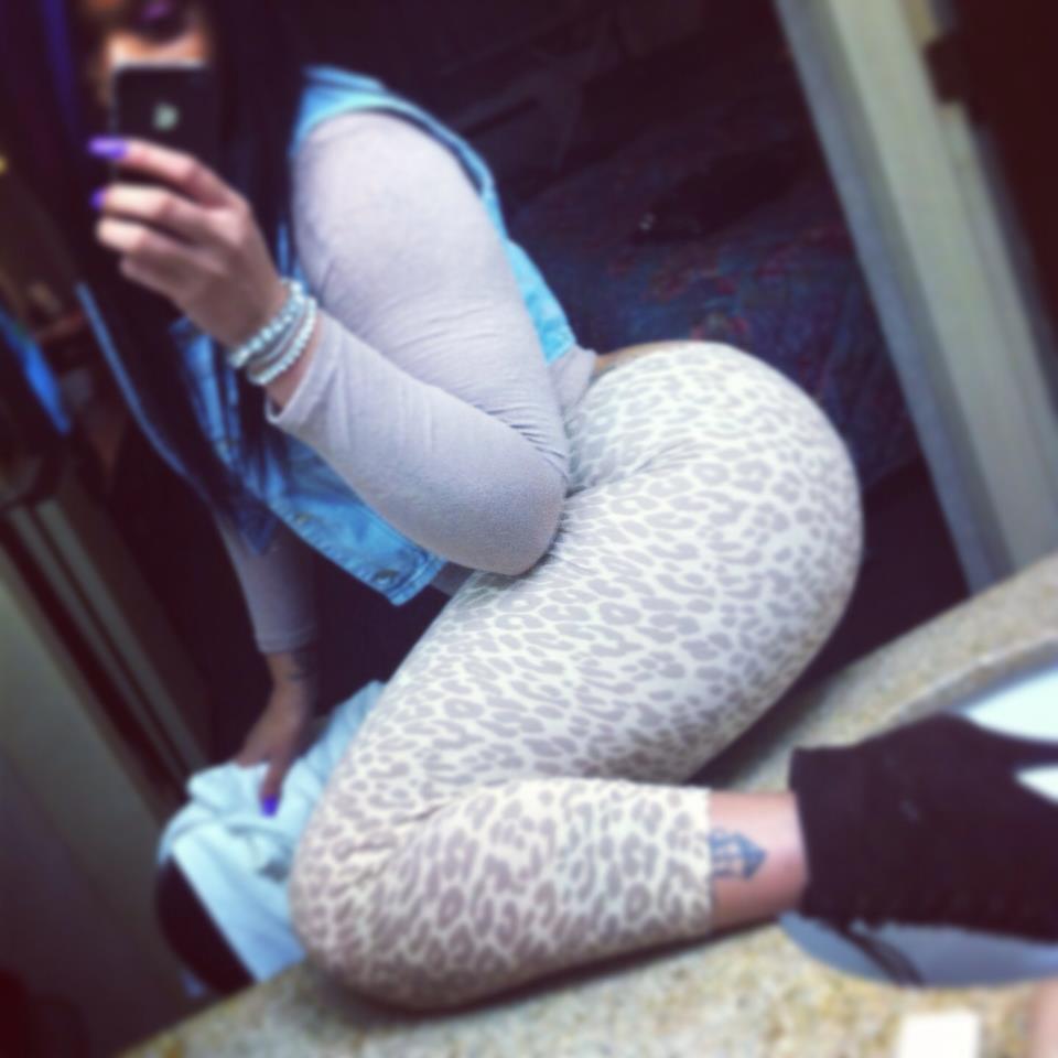 eyecandy1000:  Janice A.K.A. Red Apple Da Badest  Sexy Adult Dancer/Video Vixen From