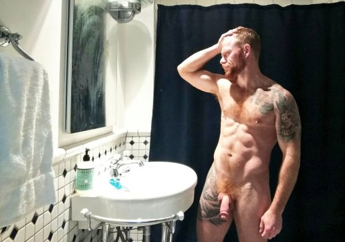 XXX real-deal-inches:  Jack Vidra is a selfie photo