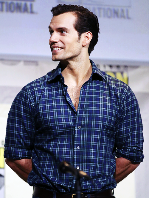 vispreeve:  Henry Cavill | Comic-Con 2016 - Watch Now! 