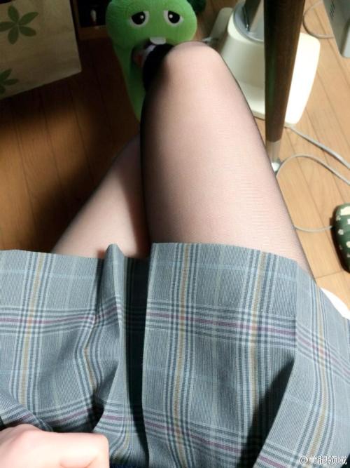 Legs. Simple.