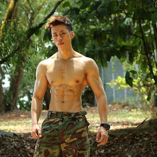 Viva!Asian hunks!