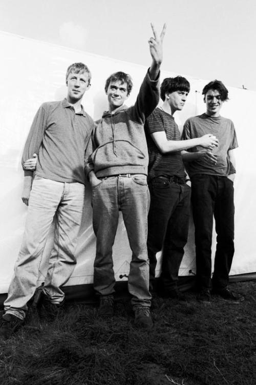 damonalbarn:  Backstage at Reading 1991