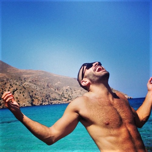 kazhairy:Instagram : ramonbroza 