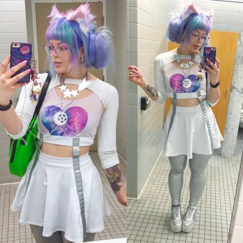 happyun-birthday:  Shoutout to the beautiful @searchfortomorrow for picking me up this skirt from @c