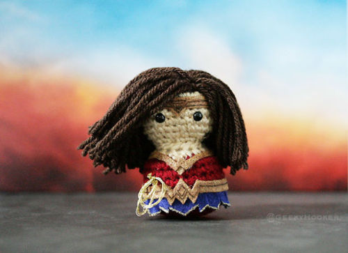 archiemcphee:  Every year for the last six years a crochet ninja called The Geeky Hooker (previously featured here) has been creating batches of kawaii crocheted amigurumi superheroes and hiding them around San Diego Comic-Con for attendees to find. And