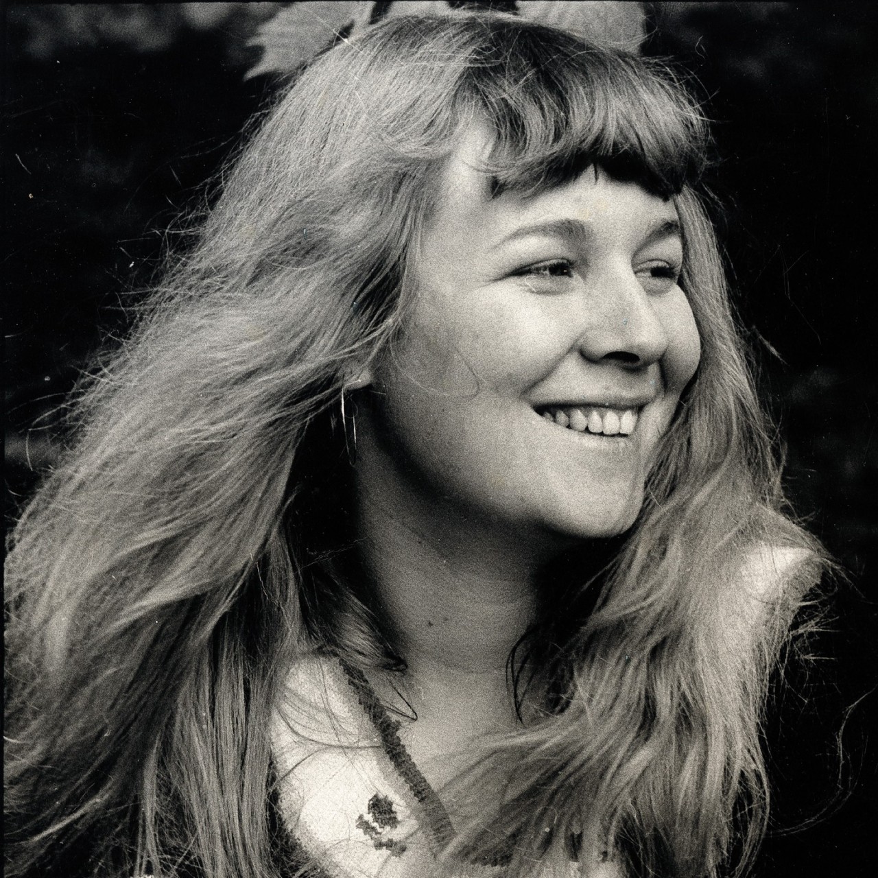 Sandy Denny - Ebbets Field, Denver, Colorado, April 1973
A re-up of this solo Sandy gem! Here’s what I wrote way back when:
Though she was familiar to the classic rock hordes of the 1970s, thanks to her guest spot on Led Zep’s “Battle of Evermore,” I...