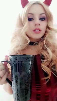 100% LEXI BELLE