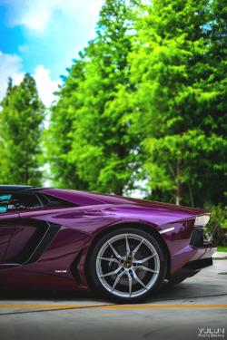 motivationsforlife:  Aventador by Yu Lun