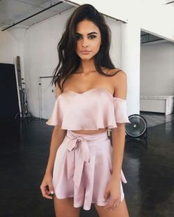 Very sexy little pink dress - Gallery link