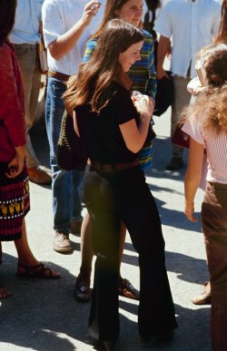 gameraboy:  High School fashion, 1969. Photos