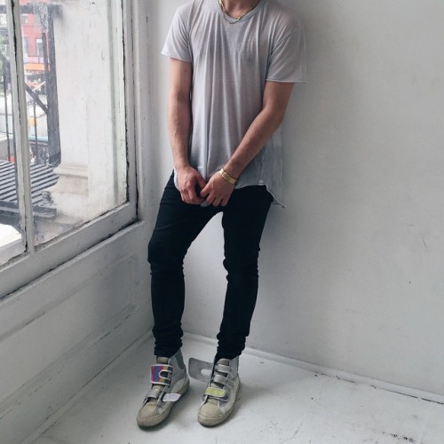 mark-zane:PALE-FASHION-MARK.ZANE