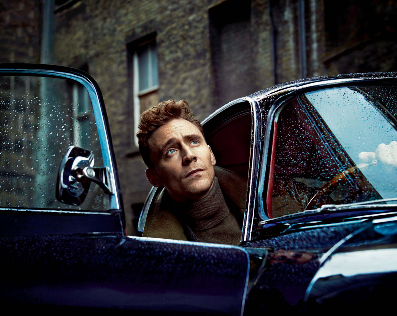 torrilla:  Tom Hiddleston by Tomo Brejc for ES Magazine October 18, 2013 [HQ] 
