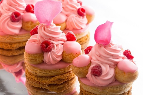 cutedessert:  frederica1995:  “Love Marie Antoinette” dessert buffet at Hilton