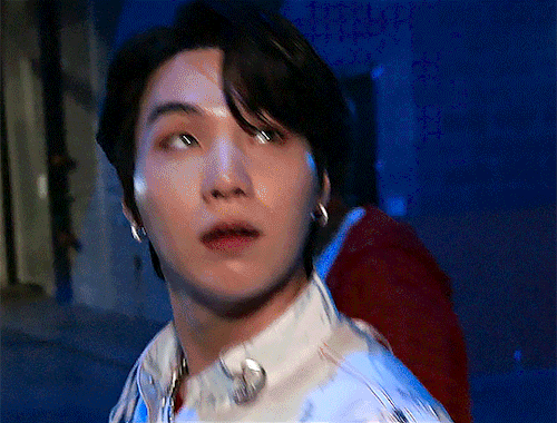 Crowd Passed The Rapline Vibe Check