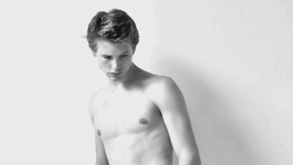 lesliaisonerotiques:  PADDY MITCHELL - GIF BY http://lesliaisonerotiques.tumblr.com/