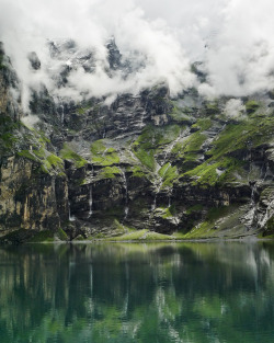 brutalgeneration:  Öschinensee (by Feffef)