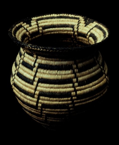 mia-africa-americas:Basket, 20th century, Minneapolis Institute of Art: Art of Africa and the Americ