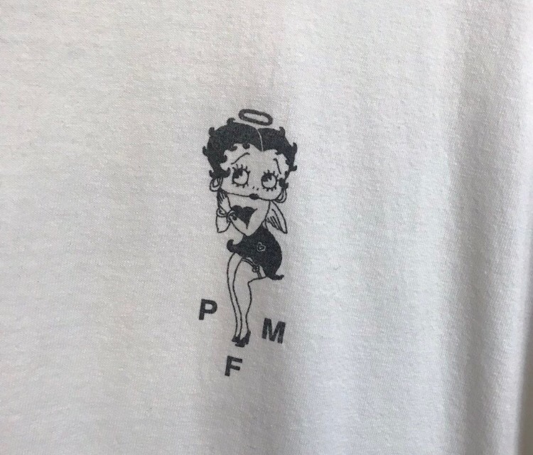 babyangel-jpg: babyangel-jpg:   Omg the shirt I just bought is insane I love    For