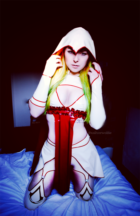 xsilverwolfie:  Latex set: Moon Bunny LatexModel: @xsilverwolfie