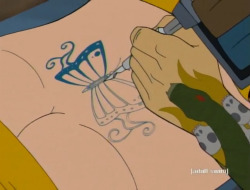 halcyonharlot:  i wont let anyone forget about gary’s butterfly tramp stamp  I WAS JUST GONNA POST SOMETHING LIKE THIS.