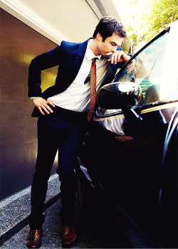 niansomerhalder:  Ian Somerhalder - Icon