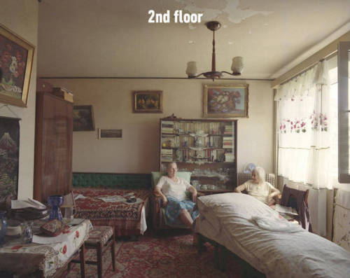 bobbycaputo: Photo-Series by Huang Qingjun About How Different People Live In Identical Apartments