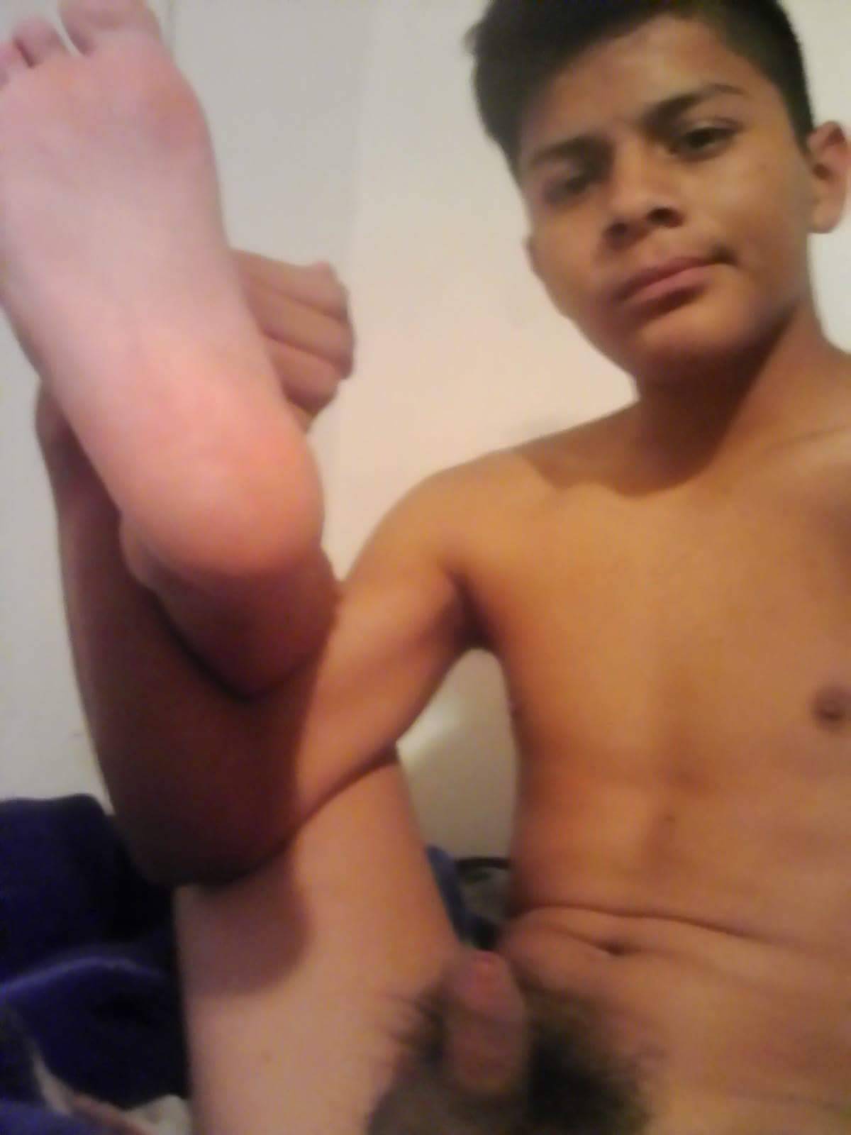 nakedmuchachos:Part 2