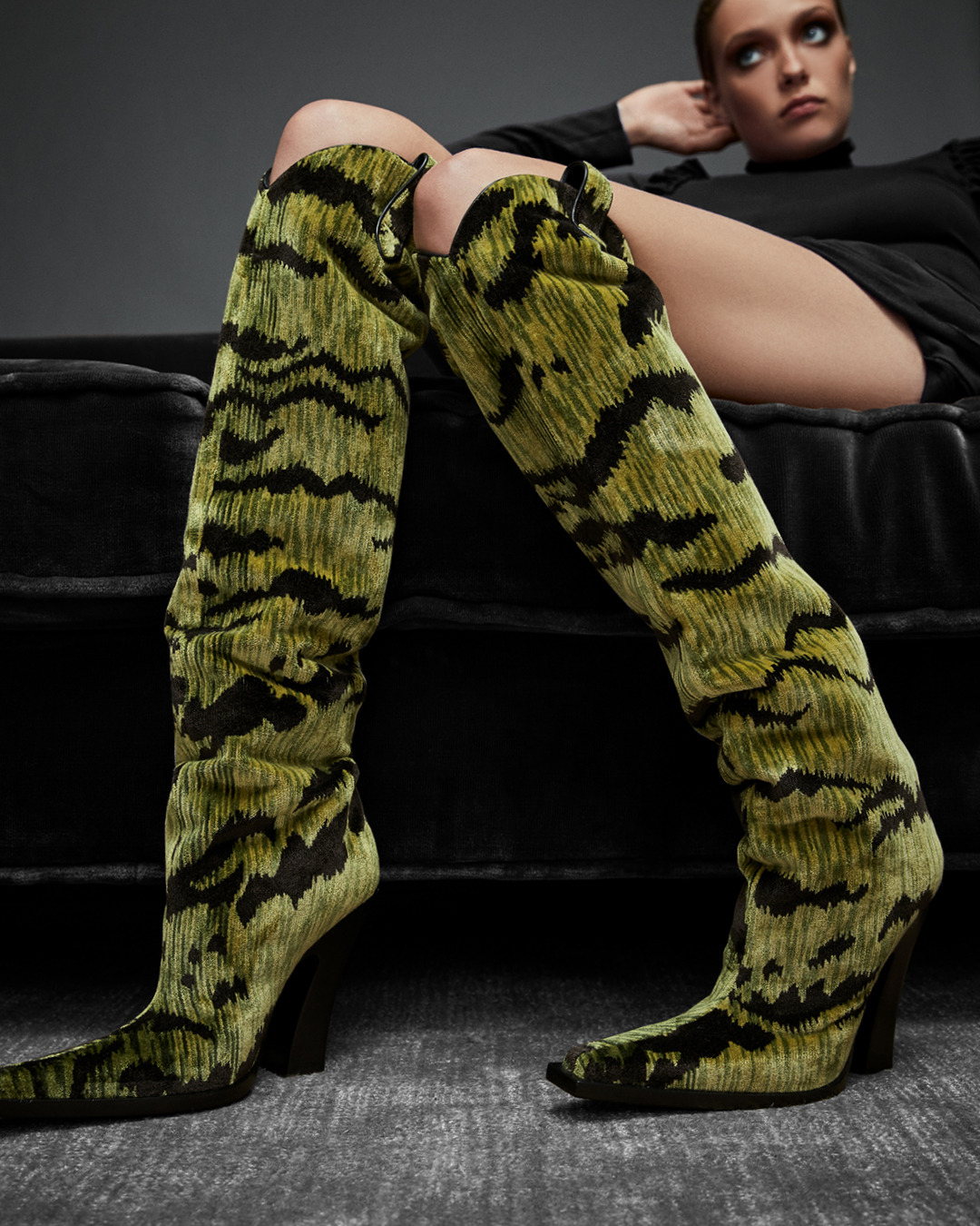 TOM FORD - Boots made for walking - featuring the Tiger...