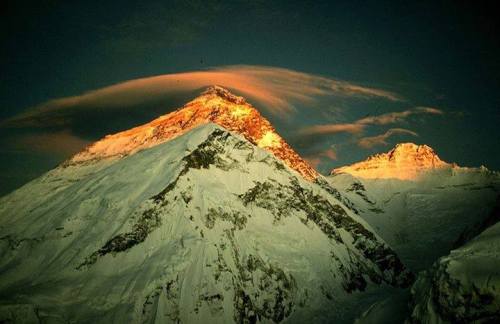MOUNT EVERESTMount Everest is also known as Sagarmatha (Sanskrit and Nepali), Chomolungma (Tibetan),