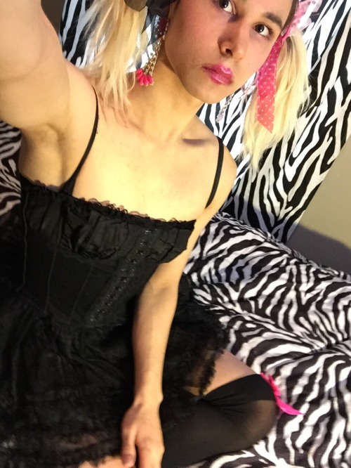 crossdressingprincess:  My attempt at being a doll