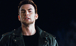 dailychrisevans:  Happy 35th birthday, Christopher Robert Evans![When acting] that