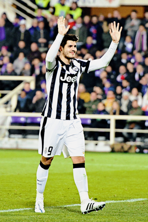 hummelz:  Alvaro Morata phone* wallpapers requested by serlijordi18Click to enlarge the pictures!*I used the dimensions for an iPhone4 backgroud.